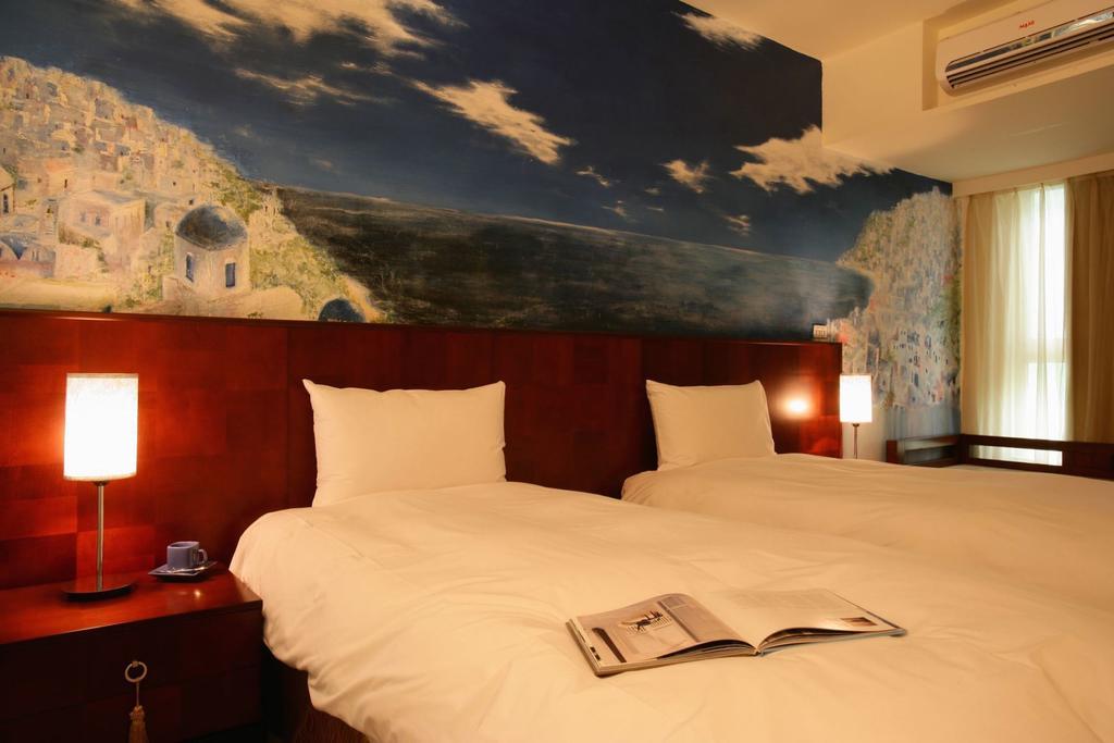 In One City Inn Taichung Exterior photo