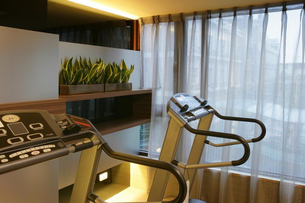 In One City Inn Taichung Exterior photo