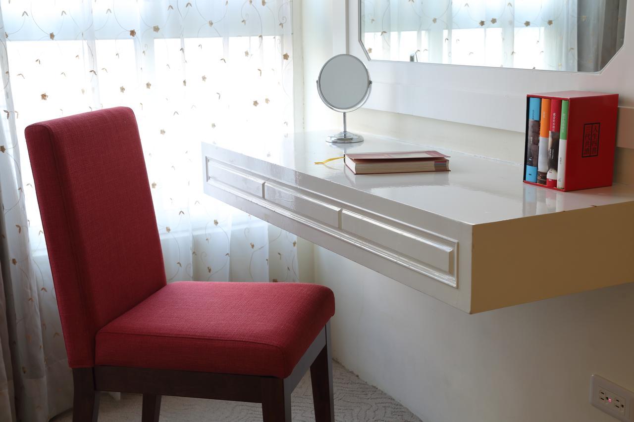 In One City Inn Taichung Exterior photo