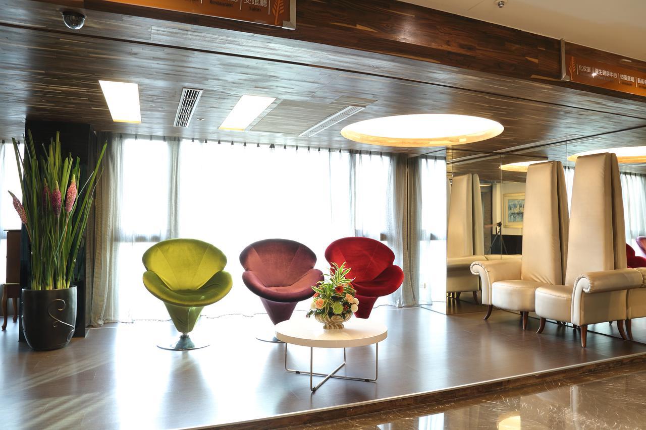 In One City Inn Taichung Exterior photo