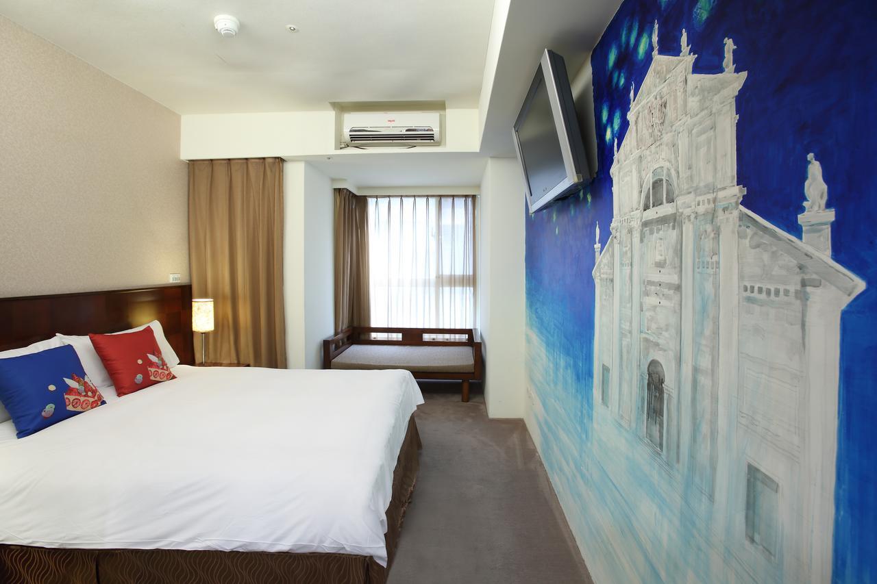 In One City Inn Taichung Exterior photo