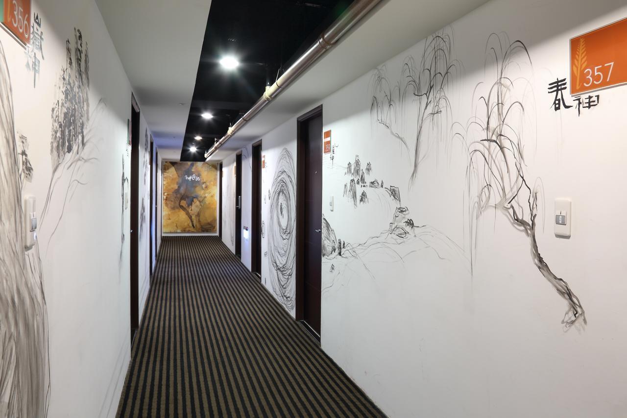 In One City Inn Taichung Exterior photo